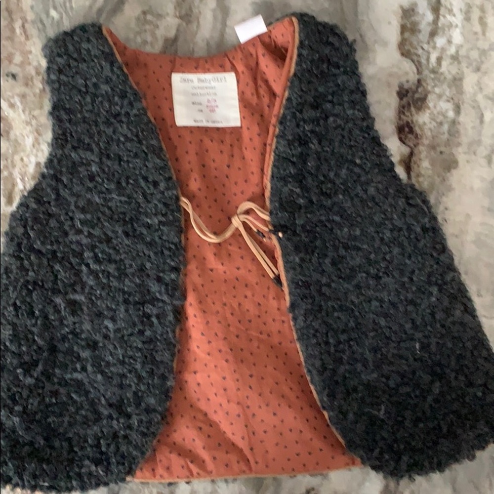 Zara Sherpa vest